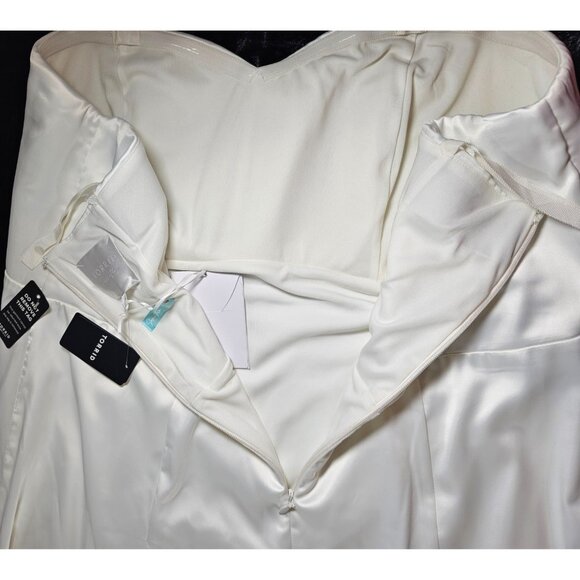 Torrid Satin Strapless Wedding Plus Size Dress-White-SZ 20 - Picture 6 of 16
